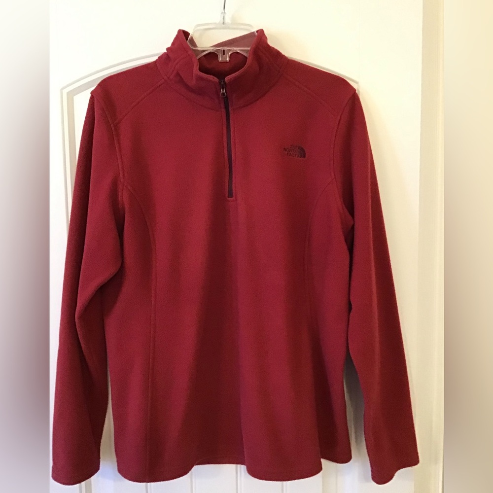 North Face Pull Over